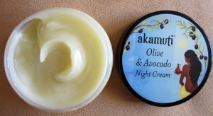 Nočný krém Oliva a Avokádo od Akamuti